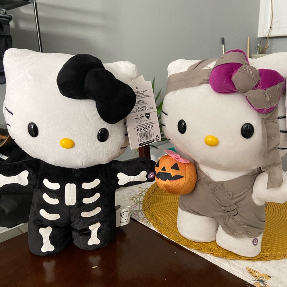 Hello kitty Side stepper Halloween ✨